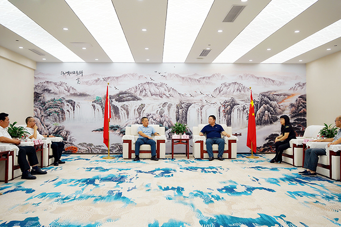 汕尾市城區(qū)常委、常務副區(qū)長張新順到訪聯(lián)合企業(yè)集團